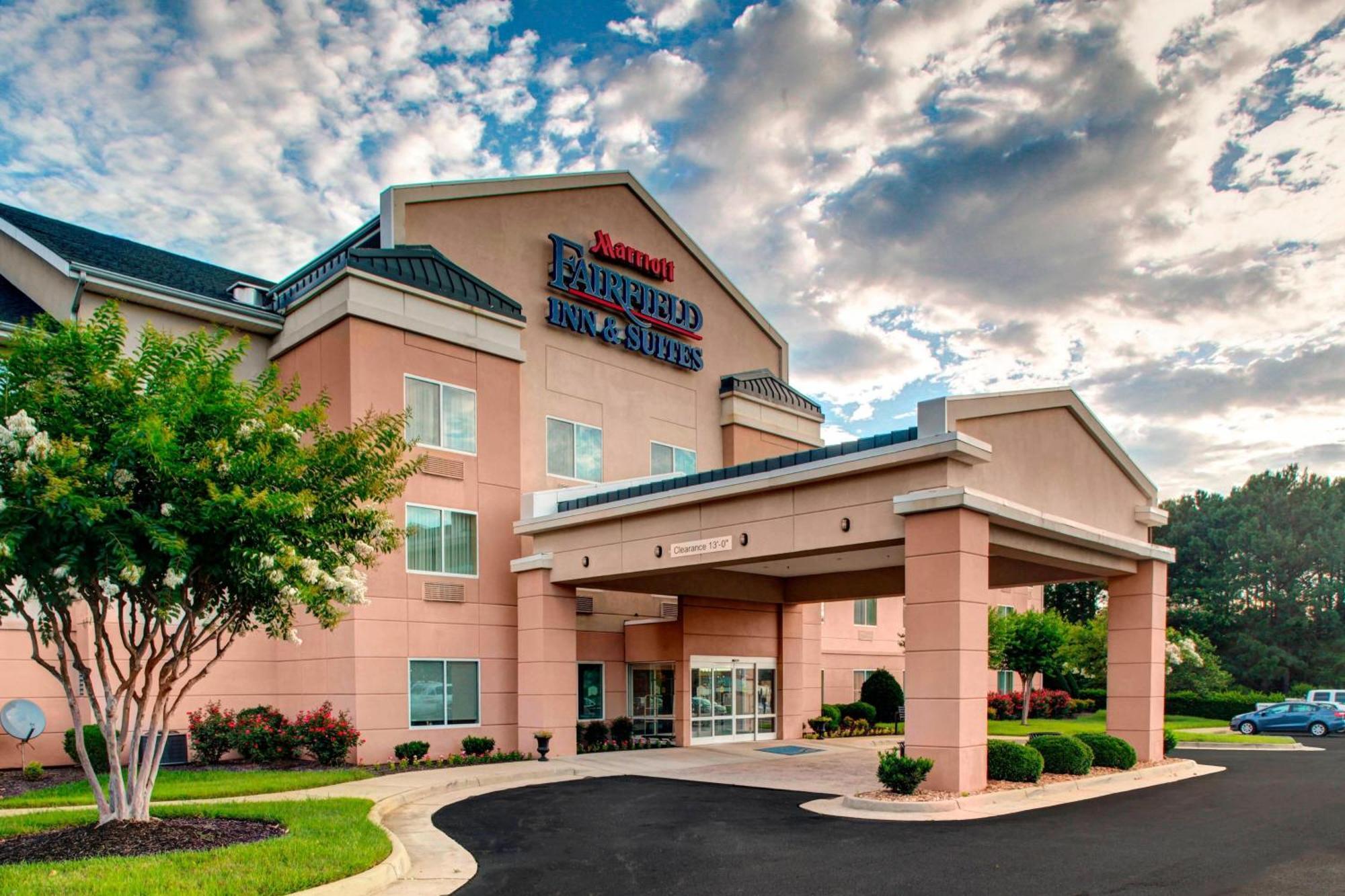 Fairfield Inn And Suites By Marriott Emporia I-95 Ngoại thất bức ảnh