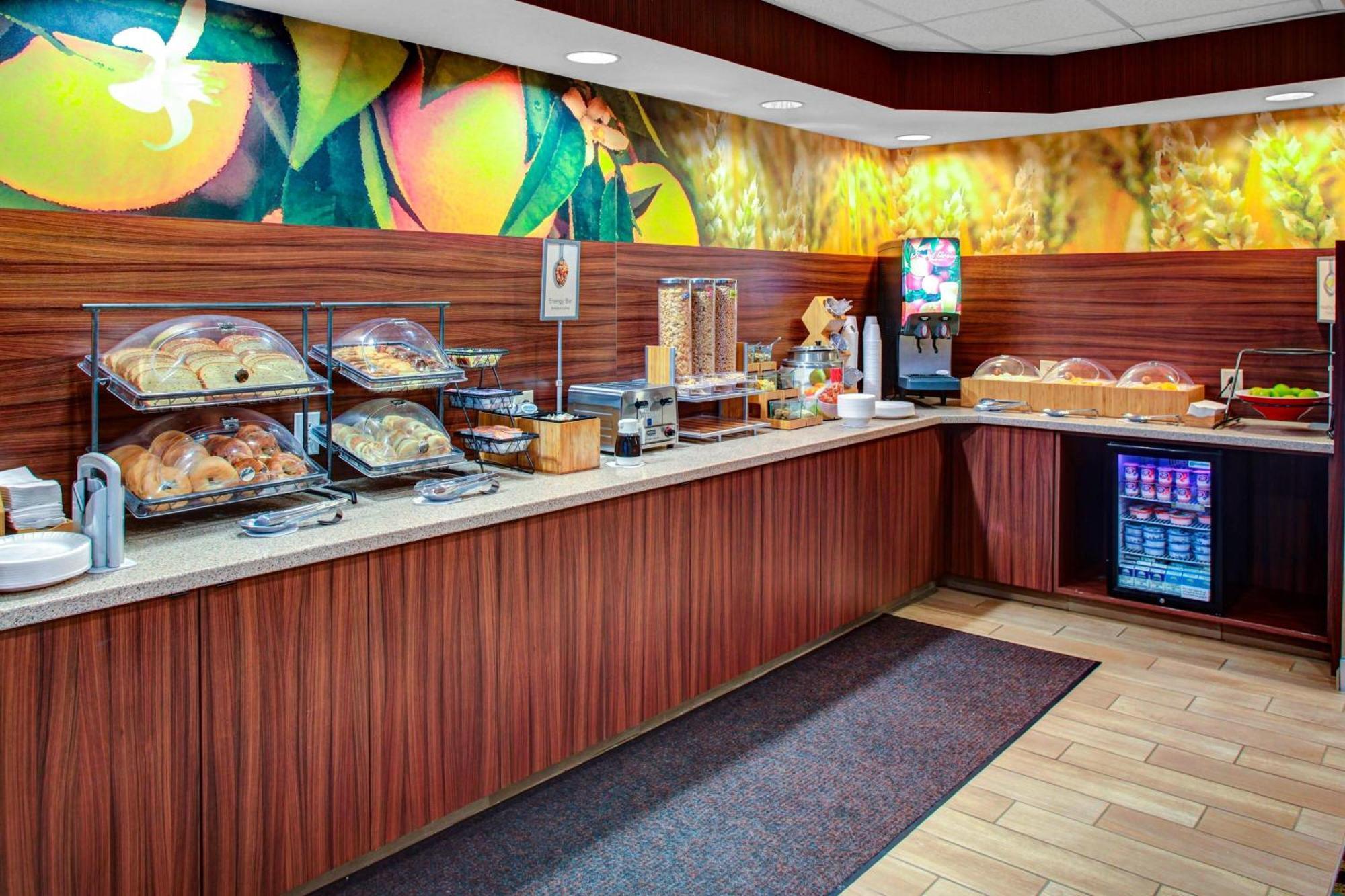 Fairfield Inn And Suites By Marriott Emporia I-95 Ngoại thất bức ảnh